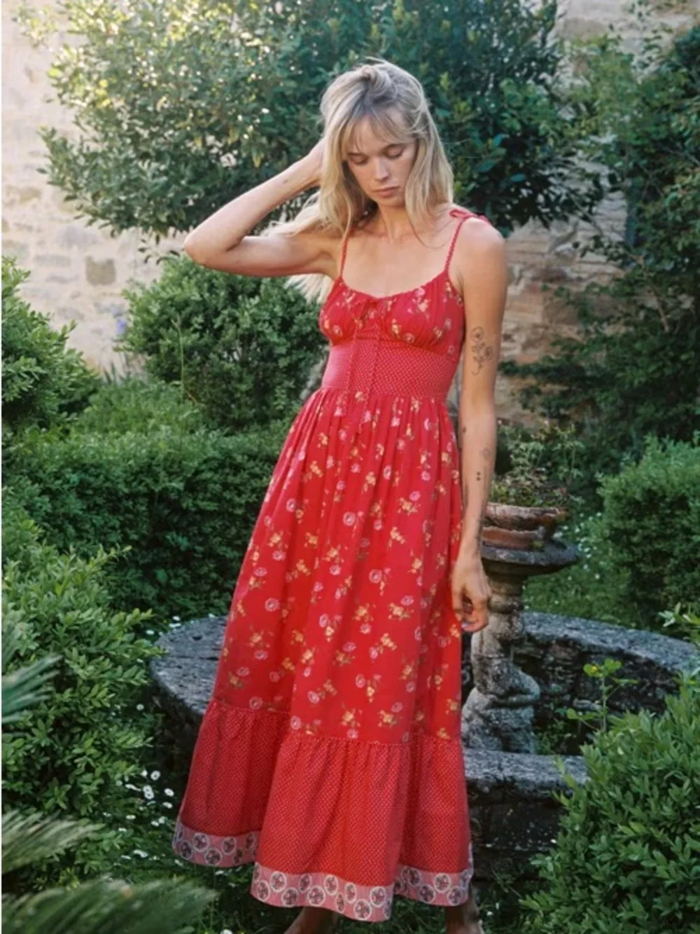 RARE Christy Dawn Antara in Cherry Daisy small EUC Red Floral Maxi Dress smocked